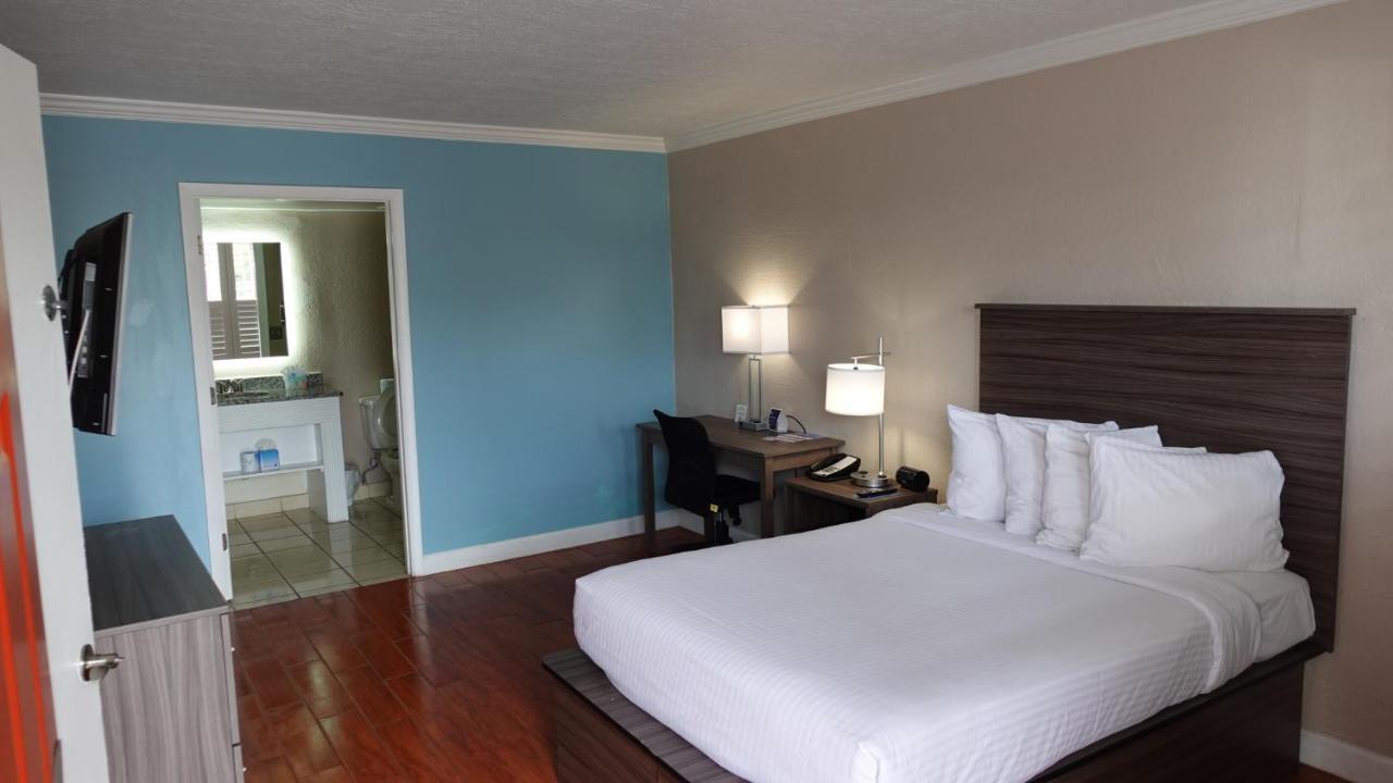 Melbourne All Suites Inn Near I95 Екстер'єр фото