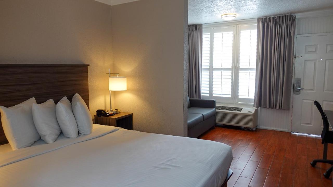Melbourne All Suites Inn Near I95 Екстер'єр фото